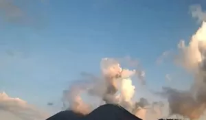 Gunung Lewotobi Laki-laki Meletus Lagi, Lontarkan Abu Vulkanik 1 km