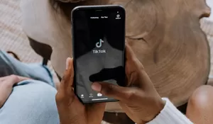 Main TikTok dan Instagram Seharian saat Puasa, Tidak Batal Tapi Bisa Merugi Besar? Ini Alasannya