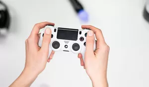 Asyik Gaming Seharian saat Puasa, Batal atau Tidak? Ini Jawaban Lengkap Berdasarkan Fikih dan Hadis