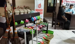 Antusiasme Warga Tinggi, Kampung Donor Karang Duren Balung Jember Gelar Donor Darah Ramadhan Berhadiah Perabot Rumah Tangga