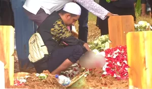 Habib Ja’far Hadir di Pemakaman Vidi Aldiano: Sakitnya Selama 6 Tahun adalah Penggugur Dosa