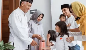 Mau Tetap Tenang dan Bahagia Setelah Lebaran? 11 Hal Ini Harus Dierhatikan Para Ibu sebagai 'Bendahara' Keluarga