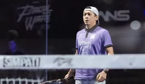 Masih Belum Sembuh Total dari Cidera, Ariel Noah Tetap Main Padel Pakai Pelindung Lutut