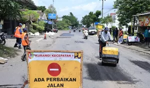 Satgas Infrastruktur Jember Kejar Target Perbaikan Jalan Sebelum Arus Mudik