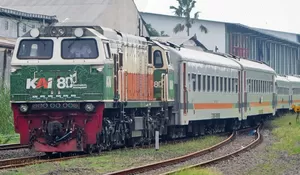 Naik Kereta Probolinggo-Surabaya Cuma Rp8.000! Rute Baru Commuter Line Supaspro Resmi Diluncurkan KAI