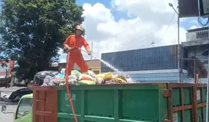 Tumpukan Sampah di Truk DLH Jember Terbakar, Damkar: Tak Ada Korban Jiwa