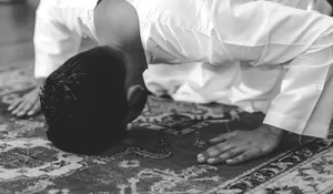 Mengharukan, Jemaah Meninggal saat Tarawih di Masjid Depok, Ini Tanda Husnul Khatimah Lainnya yang Jadi Jaminan Muslim Masuk Surga Ketika Wafat