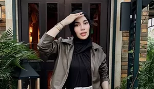 Dihujat Netizen, Selebgram Emy Aghnia Akhirnya Minta Maaf Usai Gunakan Video Vidi Aldiano untuk Konten Iklan