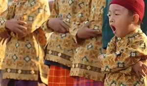 Kelelahan hingga Tak Sengaja Tertidur Sekejap saat Sholat, Apakah Ibadahnya Batal? Begini Penjelasan Buya Yahya