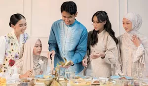 Tradisi Lebaran Khas Indonesia yang Masih Lestari hingga Sekarang: Mulai dari Mudik, Ziarah, dan Bagi-Bagi THR