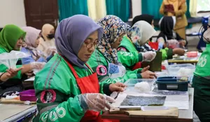 Srikandi Jalanan Jember Banting Setir Jadi Pengusaha Kuliner Lewat Pelatihan Sushi dan Tepace