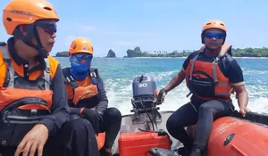 Pencarian Korban Tenggelam di Jember Terus Dilakukan, Tingginya Ombak di Papuma Jadi Kendala