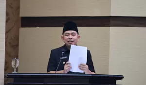 Rampungkan Penyaluran Beasiswa Ribuan Mahasiswa dan Insentif Sosial, Bupati Jember Gus Fawait Tegaskan Komitmen Pemerintah