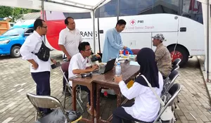 Program Bunga Desaku Bantu Pendonor Tepat Waktu, PMI Jember Hadirkan Donor Darah dan Cek Kesehatan Gratis