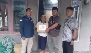 Rumah Lansia 95 Tahun di Ledokombo Ludes Terbakar, PMI Jember Bergerak Cepat Salurkan Bantuan Darurat