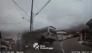 Kecelakaan Beruntun di Jalur Bromo via Probolinggo, Diduga Dipicu Minibus Rombongan Turis Singapura yang Alami Rem Blong