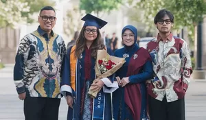 Astrid Bagikan Potret Wisuda Cinta Kuya yang Akhirnya Lulus Jadi Sarjana Psikologi, Netizen Justru Salfok dengan Penampilan Nino