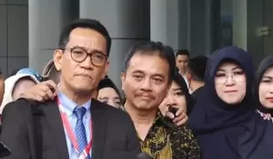 Roy Suryo dan Dokter Tifa Tak Ditahan, Kuasa Hukum Ungkap Keduanya Sempat Tolak Tawaran Restorative Justice, Tegaskan Enggan Berdamai dengan Jokowi