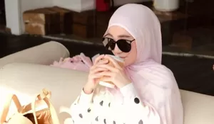 Heboh! Larissa Chou Kasih Kode Seolah Ingin Keluar dari Islam, Mantan Istri Ikram Rosadi: Kembali Sejalan Sama Orang Tua…