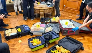 Polisi Temukan Brankas Rahasia Berisi 74 Kg Emas di Sentul, Netizen: 'Ani-Ani pada Siap-Siap Puasa'