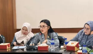 Buntut Alokasi Rp2,8 Miliar untuk Stiker Bansos, Fraksi PDIP DPRD Jember Desak Pemkab Lakukan Efisiensi