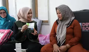 Ajak Jajarannya, Ketua TP PKK Kabupaten Jember Maksimalkan Pelayanan Homecare di Sumberjambe