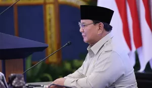 Prabowo Minta Jajarannya Kaji Skenario WFH dan Pengurangan Hari Kerja Warga RI untuk Tekan Konsumsi BBM Jika Krisis Terjadi