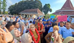 PPPK Lumajang Full Senyum, Pemerintah Pastikan Taka Ada PHK di Tengah Efisiensi Anggaran