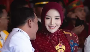 Istri Muda Gubernur Kalteng Disorot usai Dapat Seremoni Pribadi, Padahal Asap Karhutla Masih Bayangi Warga