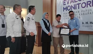 Herry Dermawan Salurkan 73 Alsintan untuk Kelompok Tani di Ciamis, Dorong Produktivitas Pertanian