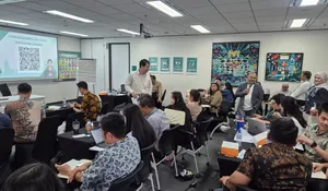 Promedia Group Bawa Teknik Jurnalistik ke Pelatihan Relationship Manager Hana Bank