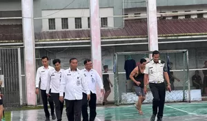 Perkuat Deteksi Dini, Kalapas Gunungsitoli dan Jajaran Laksanakan Kontrol Keliling Blok Hunian