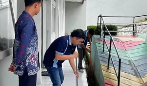 Wujudkan Lingkungan Bersih dan Nyaman, Lapas Muara Teweh Berdayakan Warga Binaan dalam Menjaga Kebersihan Kantor
