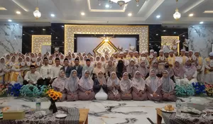 Wujudkan Generasi Qur’ani, MAK Plus RMB Bekasi Gelar Haflah Khotmil Qur’an Angkatan III