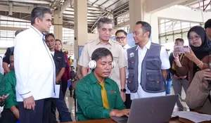Menaker Tinjau Posko K3 Mudik Lebaran 2026, Pastikan Awak Angkutan Sehat dan Siap Bertugas