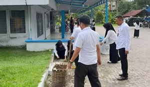 Sambut HBP Ke-62, Lapas Gunungtua Gelar Bersih-Bersih Lingkungan Satuan Kerja