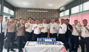 Peringati HBP, Bapas dan Lapas Muara Teweh Gelar Tes Urine dan Razia Bersama
