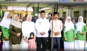 Bupati Anton Hadiri Pengajian Dan Halal Bihalal Bersama Masyarakat Desa Pasir Luhur 