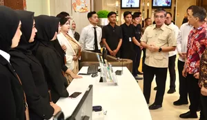 Gelar Sarjana Bukan untuk Sekadar Pajangan! Menaker Sentil Manajemen RS Saat Sidak Magang