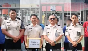 Rutan Rantau Serahkan Hadiah Lomba dalam Rangka HBP ke-62 kepada Petugas dan Warga Binaan