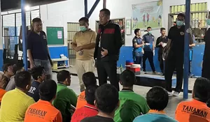 Dukung Program Akselerasi Menteri ImiPas, Lapas Gunungtua Kembali Lakukan Penggeledahan Kamar Hunian Warga Binaan