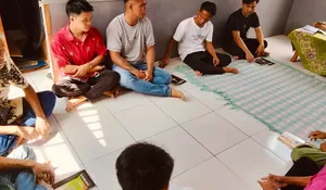 Wujudkan Toleransi dan Pembinaan Spiritual, Warga Binaan Hindu Kaharingan Lapas Muara Teweh Khidmat Jalankan Ibadah Rutin