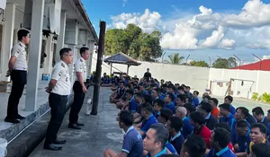 Tegaskan Komitmen Zero Halinar, Jajaran Pengamanan Lapas Muara Teweh Berikan Pengarahan Khusus bagi Warga Binaan