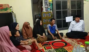 Wali Kota Bekasi Jamin Biaya Pendidikan Anak Korban Kecelakaan Mobil Distribusi SPPG di Aren Jaya