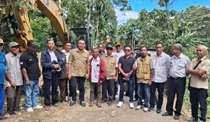 Melawan Mustahil, Menjemput Aspal di Tengah Paceklik Anggaran