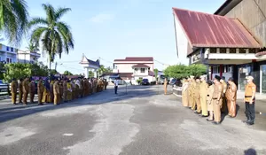 Sidak Dadakan di Apel Gabungan: Pemkab Tapteng "Sikat" Pejabat Eselon II dan III yang Bolos!