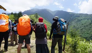 Bukan Cuma Tren, Ini Alasan Kenapa Hiking Bikin Fisik dan Mental Kamu 'Naik Kelas'