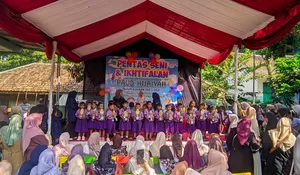 Air Mata Haru dan Decak Kagum Warnai Pelepasan Siswa PAUD Hijaiyah Pasirgintung