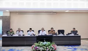 Mega Proyek Pemulihan Sumatera Dimulai, Menko PMK Ketuk Palu Percepatan Rp100 Triliun!