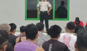 Tegaskan Zero Halinar, Kalapas Muara Teweh Berikan Pengarahan Warga Binaan